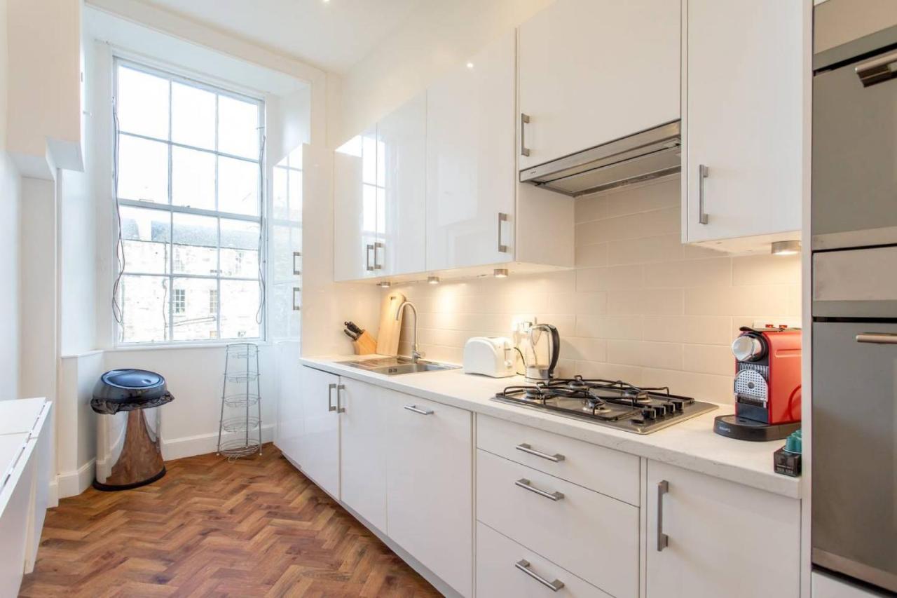 Altido Castle Terrace 3 Bedroom Apartment - Old Town Edinburgh Ngoại thất bức ảnh